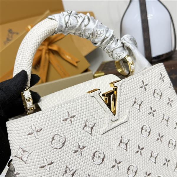 2026120164259255 130